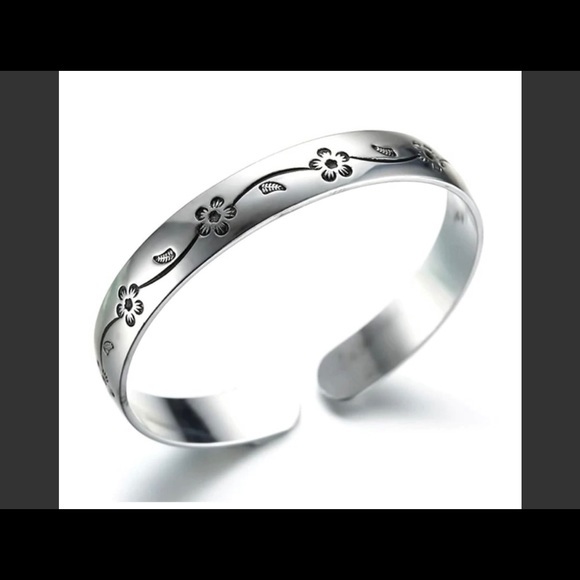 .925‎ Sterling Silver Plum Retro Thai Adjustable Cuff Bracelet - Picture 2 of 6